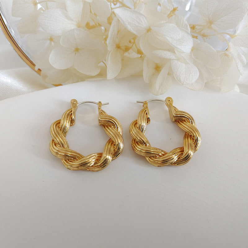 Orecchini Graffa Essenza