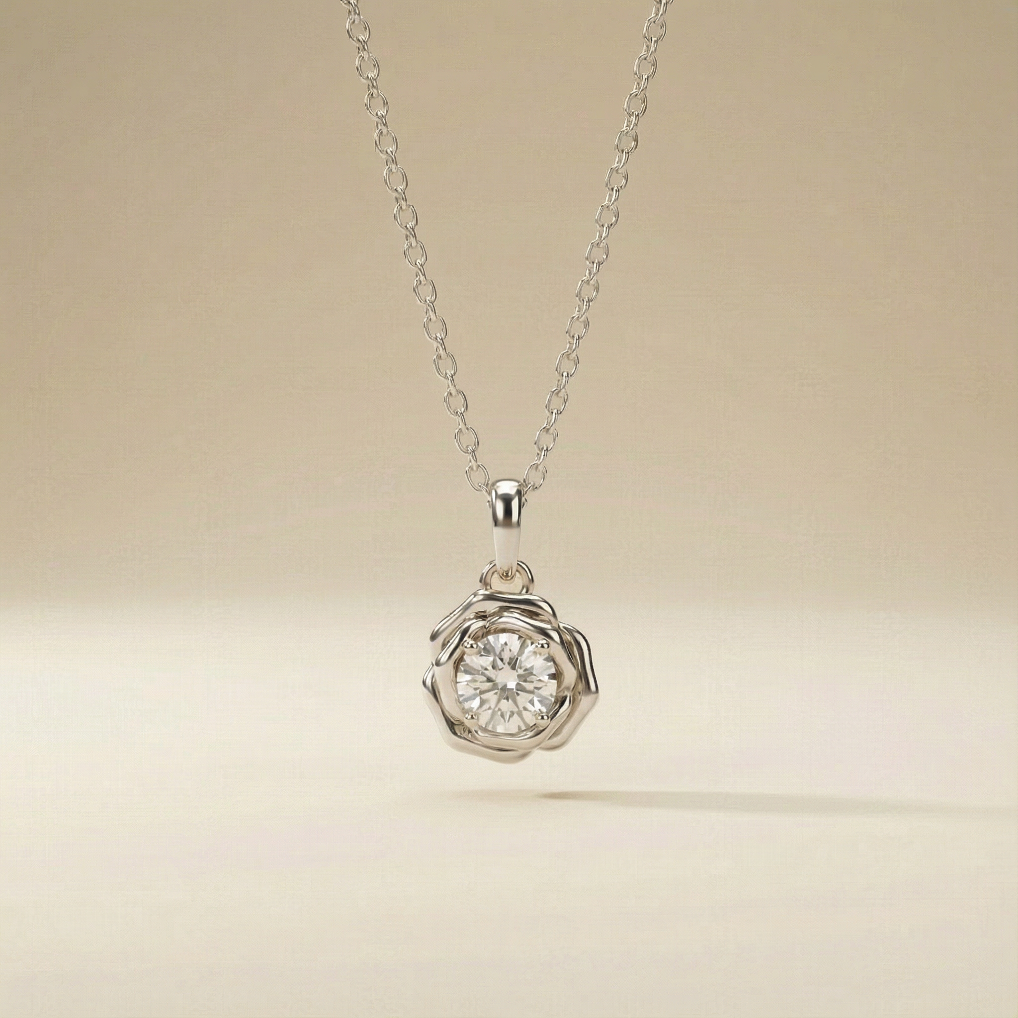 Collana Bocciolo Aurora placcata argento con pendente a bocciolo e zircone